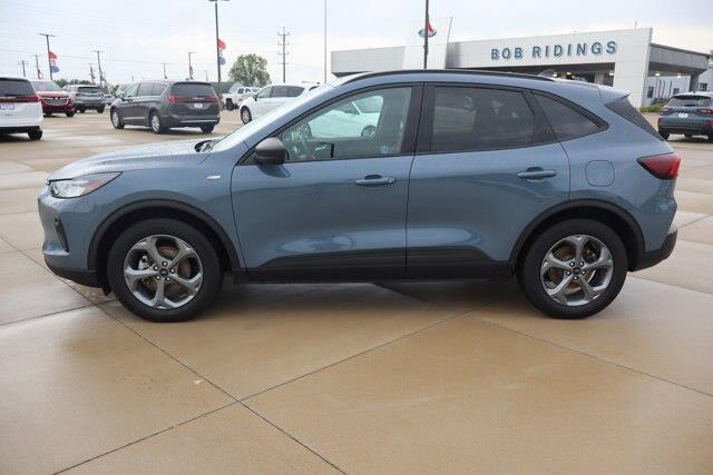 2025 Ford Escape - $28,990