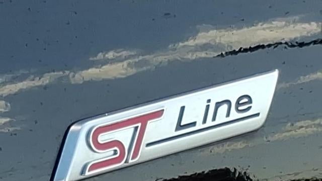 2025 Ford Escape Hybrid ST-Line