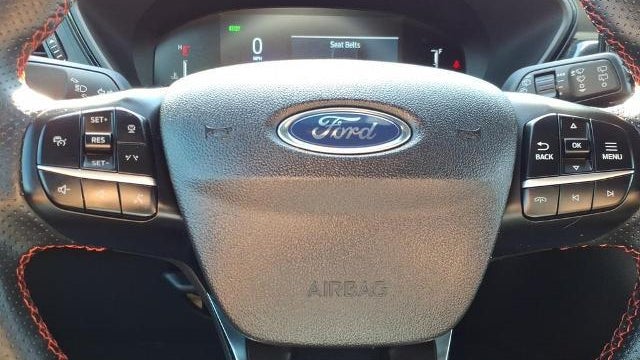 2025 Ford Escape Hybrid ST-Line