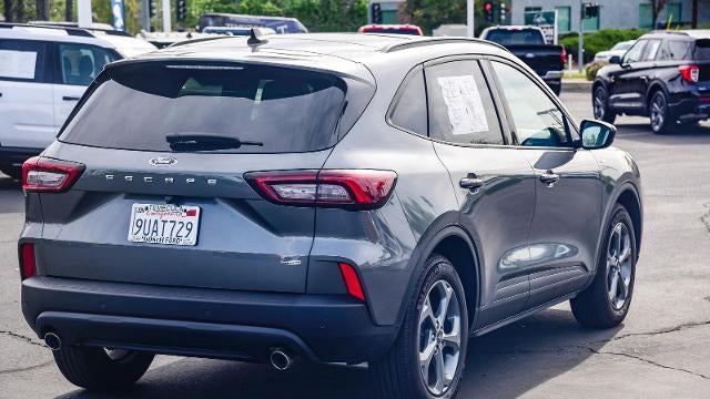 2025 Ford Escape Hybrid ST-Line