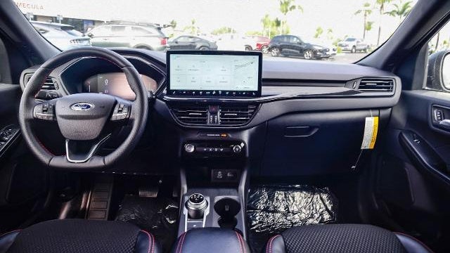 2025 Ford Escape Hybrid ST-Line