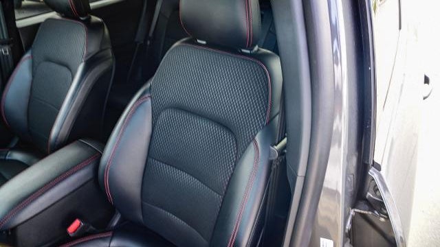2025 Ford Escape Hybrid ST-Line