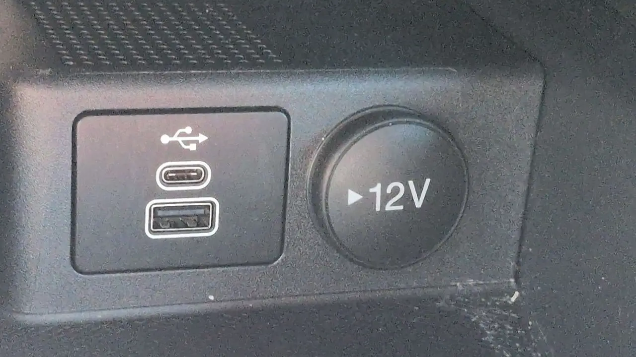 2025 Ford Escape Hybrid ST-Line
