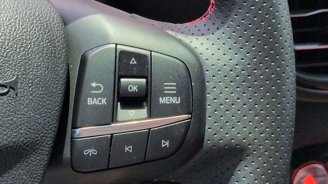 2025 Ford Escape Hybrid ST-Line
