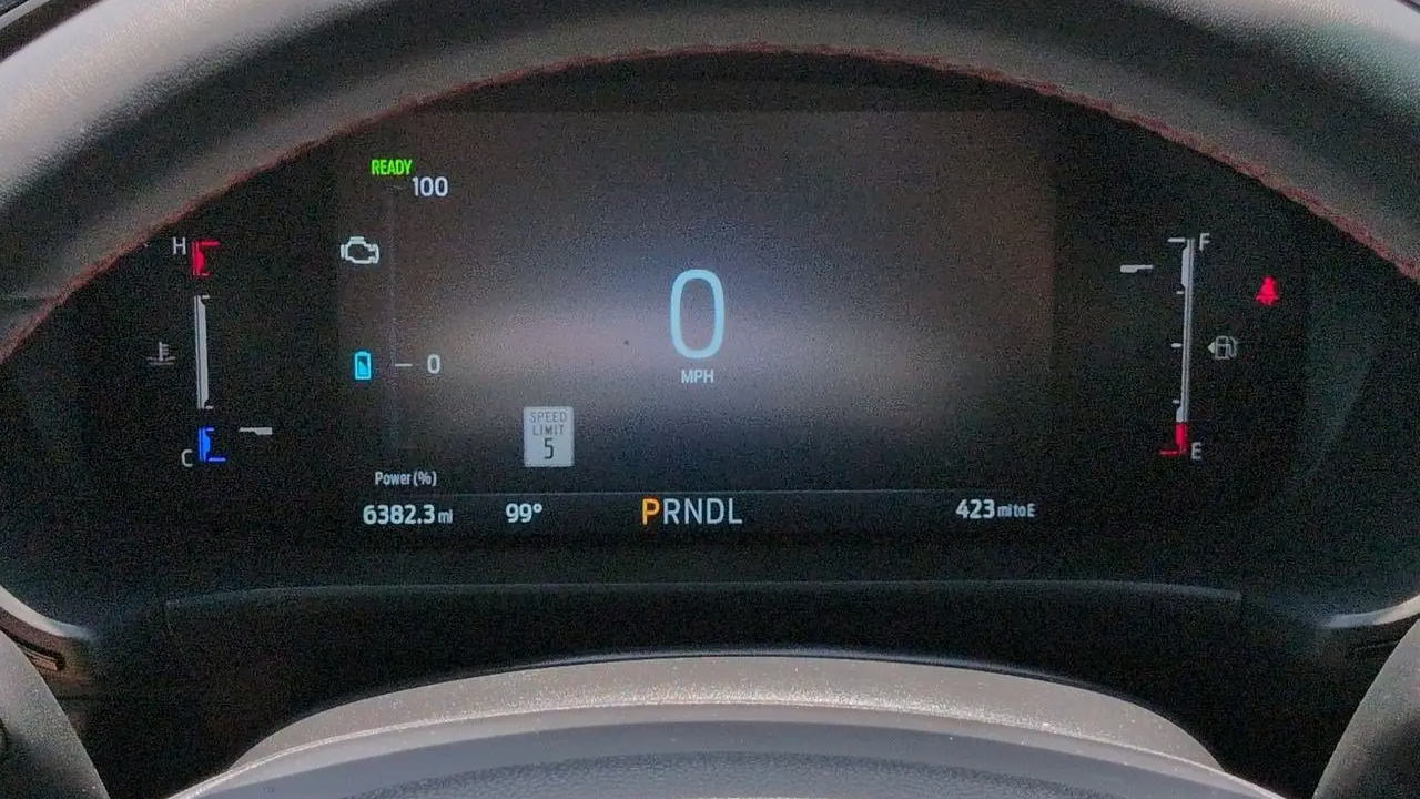 2025 Ford Escape Hybrid ST-Line