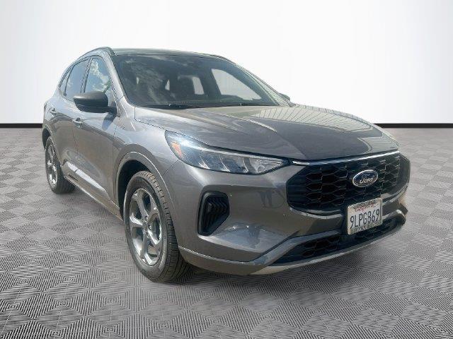 2024 Ford Escape - $19,800