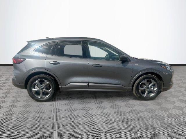 2024 Ford Escape - $19,800