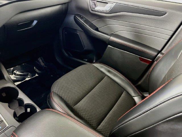2024 Ford Escape - $19,800