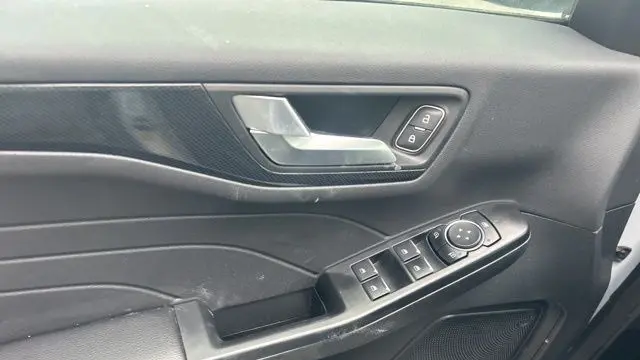 2025 Ford Escape Hybrid ST-Line