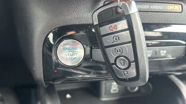 2025 Ford Escape Hybrid ST-Line