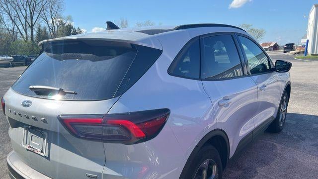 2025 Ford Escape Hybrid ST-Line