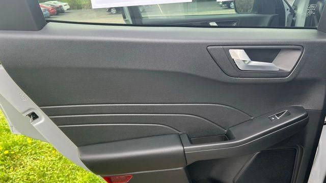 2025 Ford Escape Hybrid ST-Line