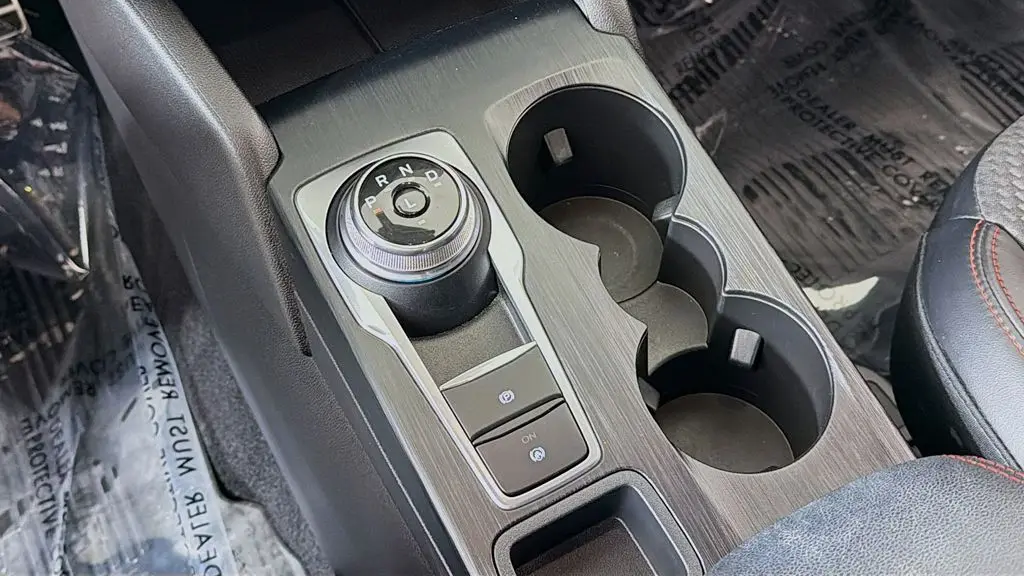 2023 Ford Escape Hybrid ST-Line