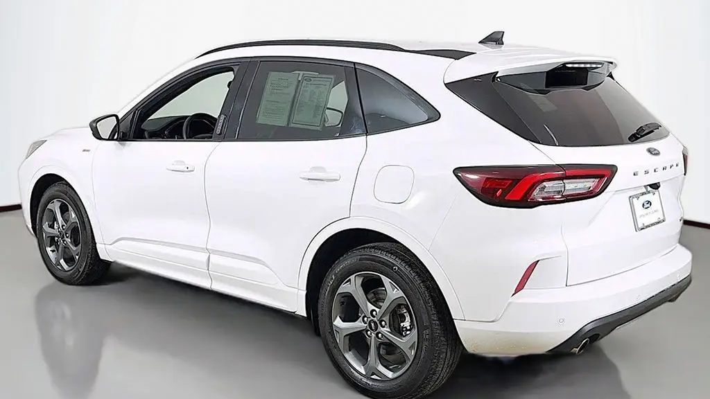 2023 Ford Escape Hybrid ST-Line