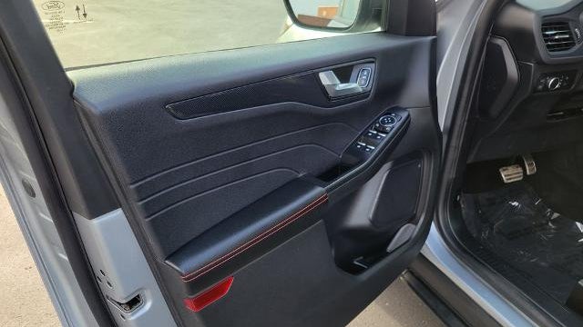 2023 Ford Escape Hybrid ST-Line