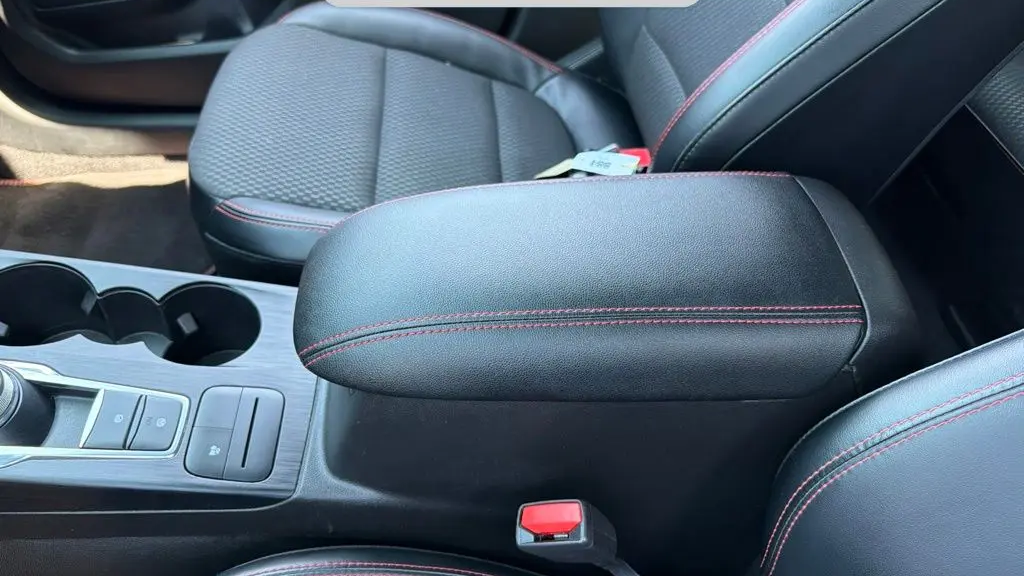 2023 Ford Escape Hybrid ST-Line