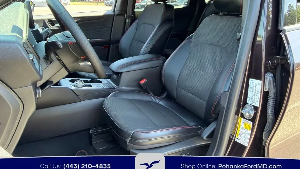 2023 Ford Escape Hybrid ST-Line