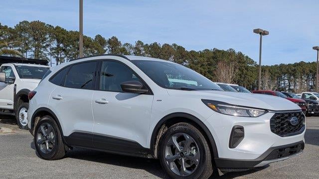 2025 Ford Escape Hybrid ST-Line