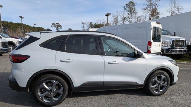 2025 Ford Escape Hybrid ST-Line