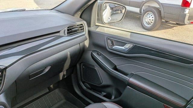 2025 Ford Escape Hybrid ST-Line