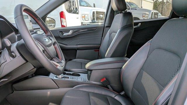 2025 Ford Escape Hybrid ST-Line