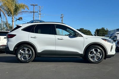 2025 Ford Escape Hybrid St-Line 4DR SUV