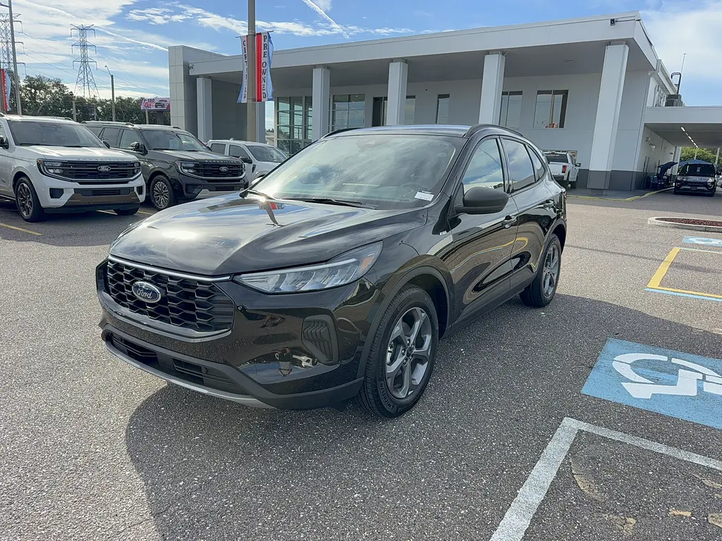 2025 Ford Escape - $33,995