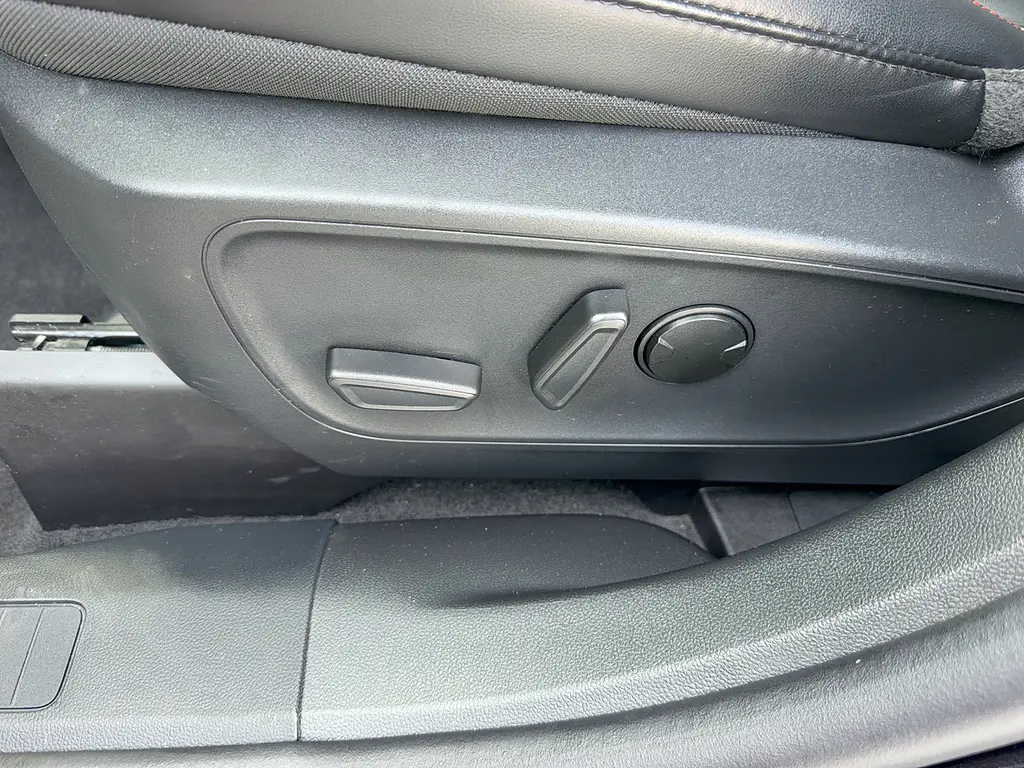 2025 Ford Escape - $33,995