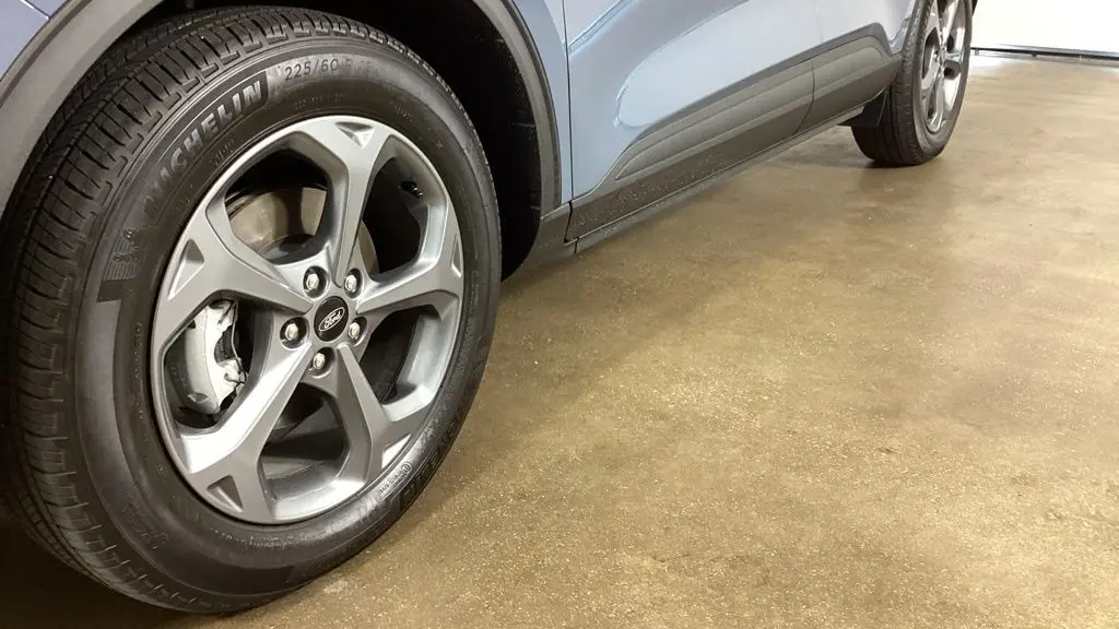 2025 Ford Escape Hybrid ST-Line