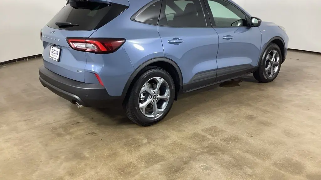 2025 Ford Escape Hybrid ST-Line