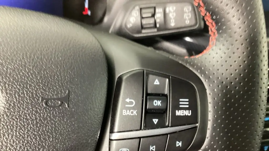 2025 Ford Escape Hybrid ST-Line