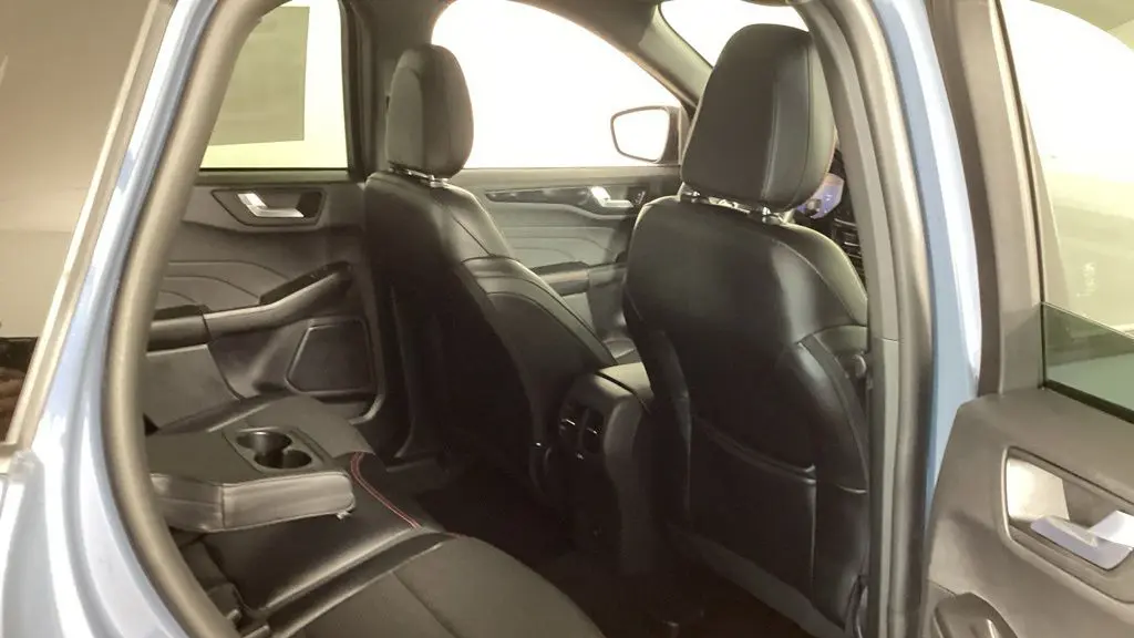 2025 Ford Escape Hybrid ST-Line