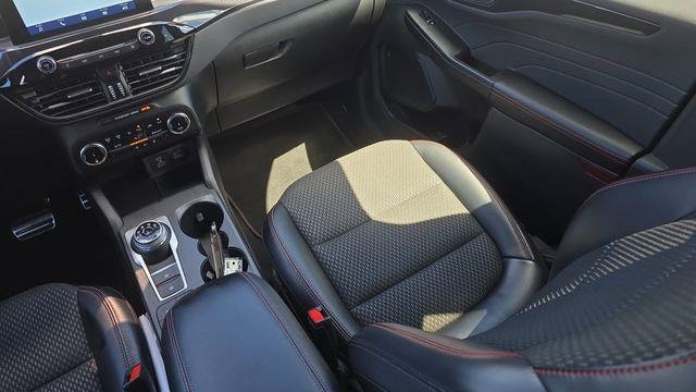 2023 Ford Escape Hybrid ST-Line