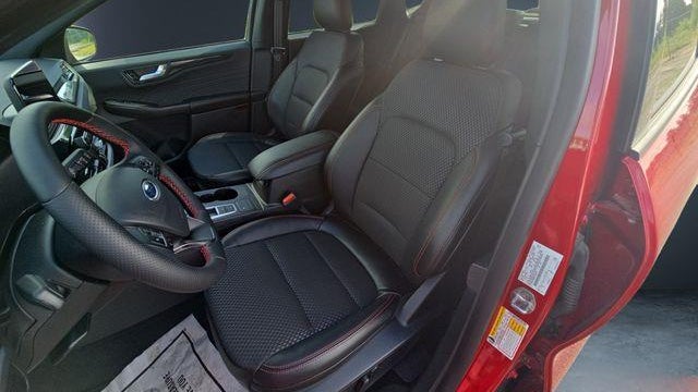 2024 Ford Escape Hybrid ST-Line