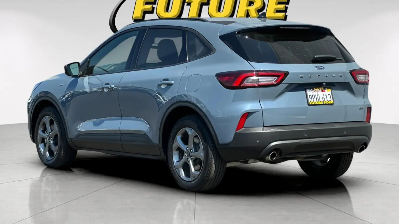 2025 Ford Escape Hybrid ST-Line