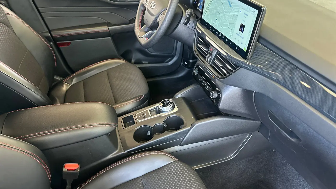 2025 Ford Escape Hybrid ST-Line