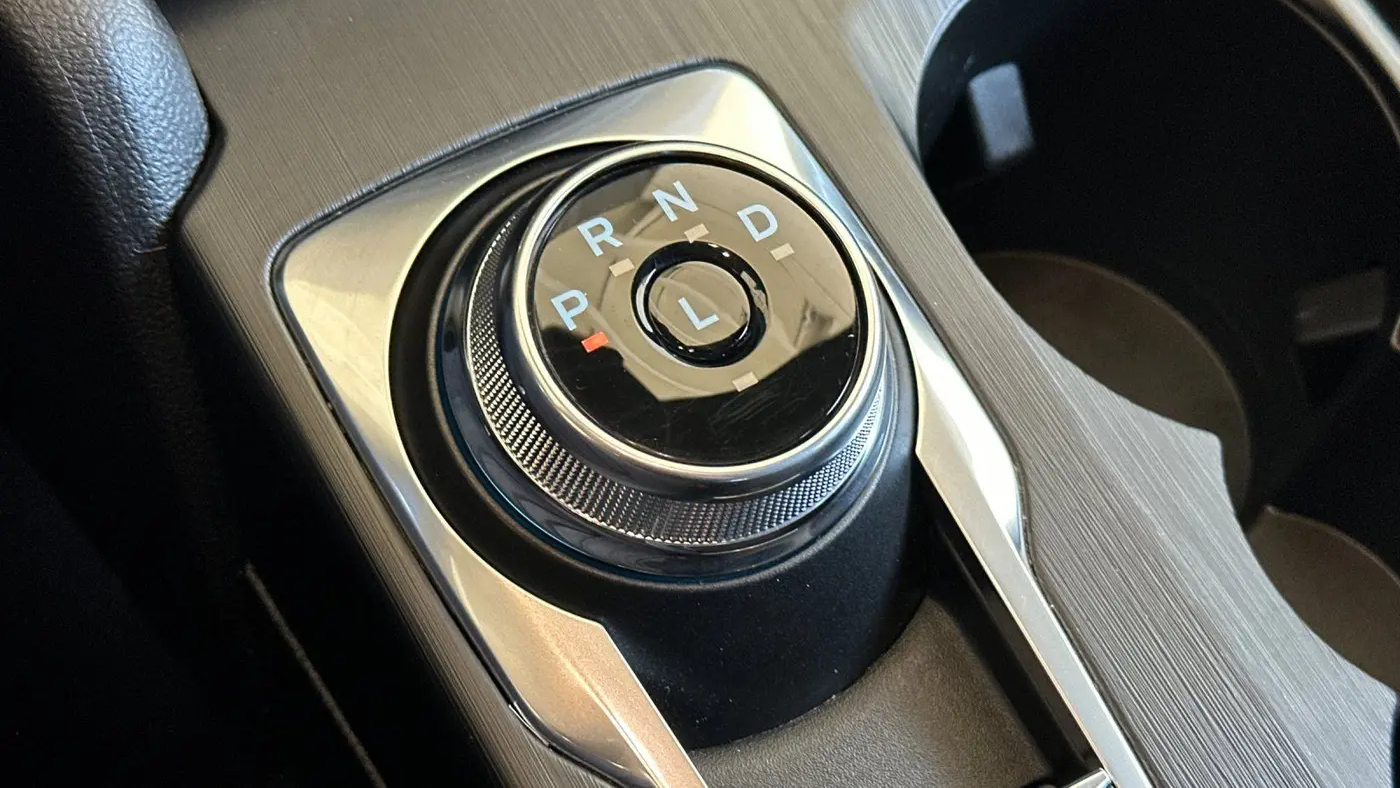 2025 Ford Escape Hybrid ST-Line