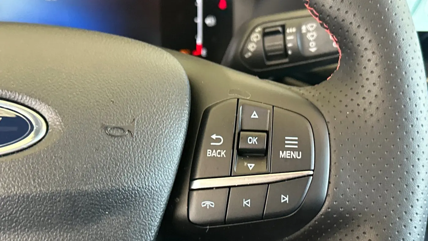 2025 Ford Escape Hybrid ST-Line