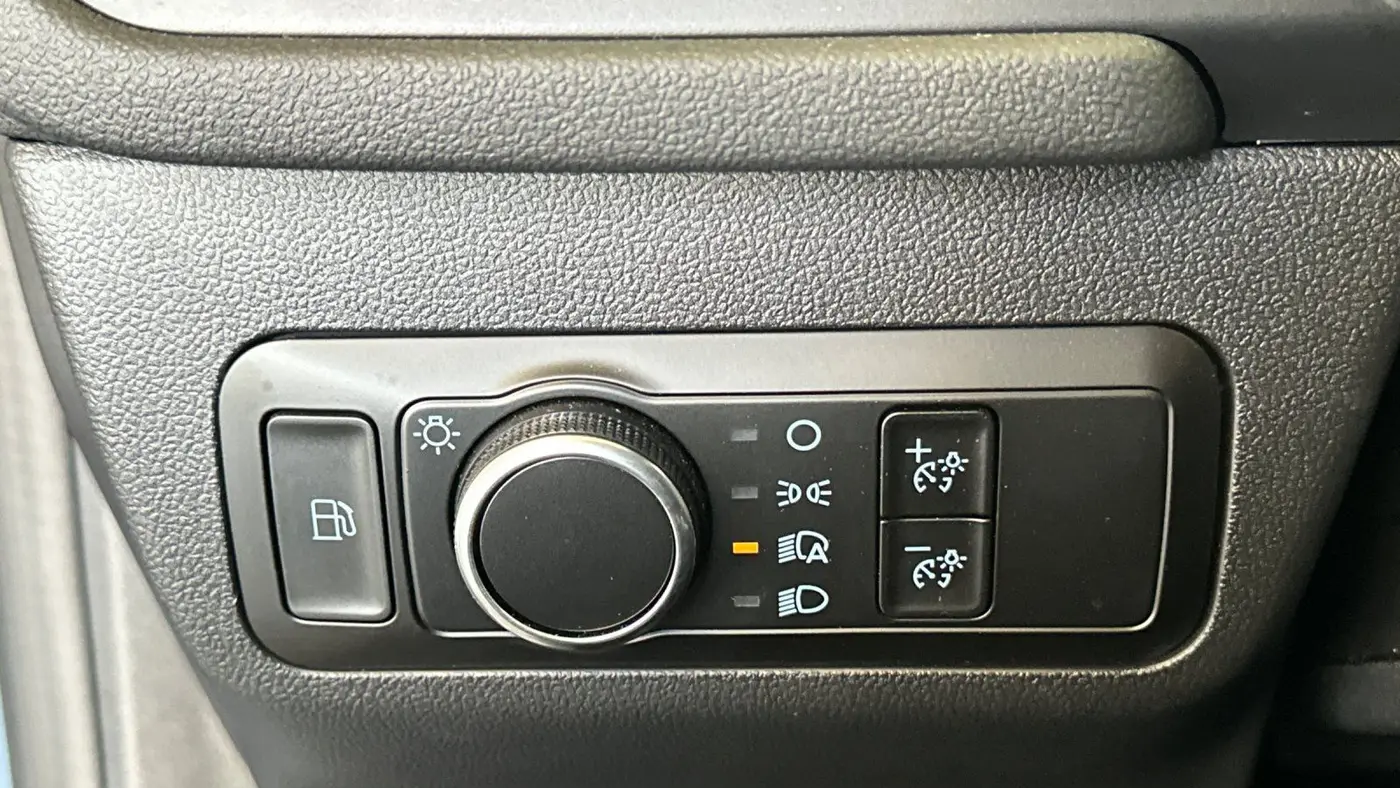 2025 Ford Escape Hybrid ST-Line