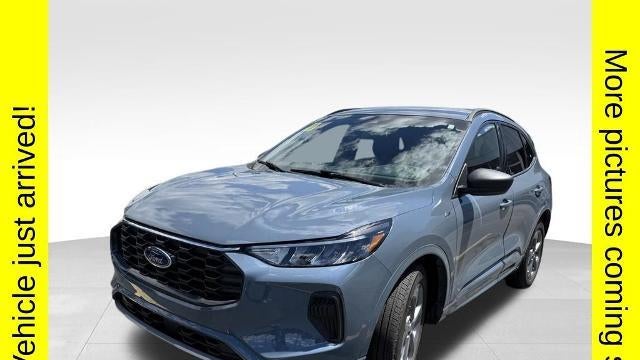 2023 Ford Escape Hybrid ST-Line