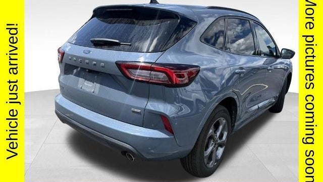 2023 Ford Escape Hybrid ST-Line