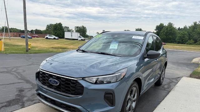 2023 Ford Escape Hybrid ST-Line