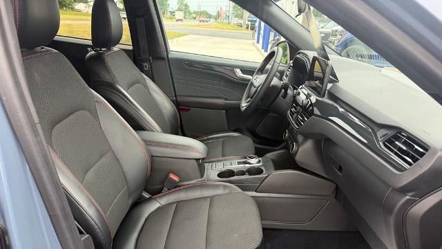 2023 Ford Escape Hybrid ST-Line