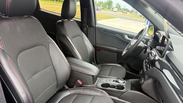 2023 Ford Escape Hybrid ST-Line
