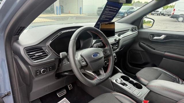 2023 Ford Escape Hybrid ST-Line