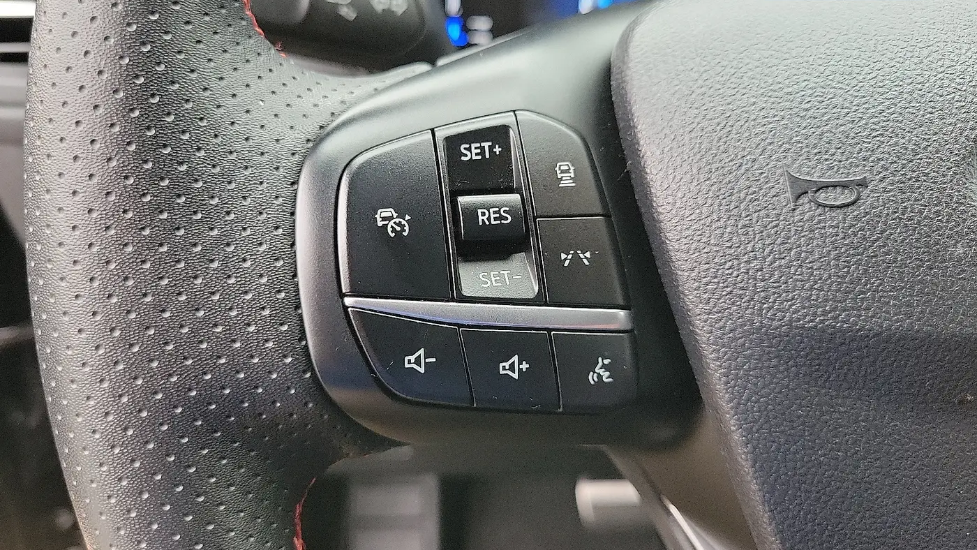 2024 Ford Escape Hybrid ST-Line