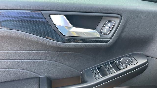 2025 Ford Escape Hybrid ST-Line