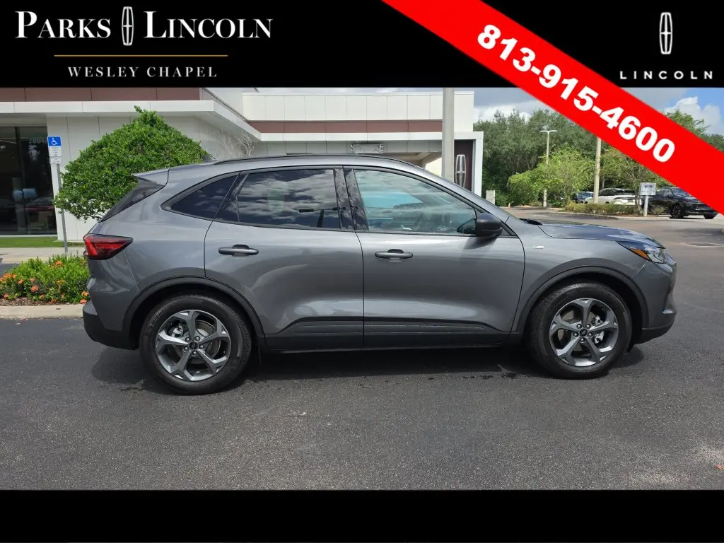 2025 Ford Escape - $26,000