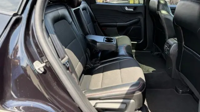 2025 Ford Escape Hybrid ST-Line