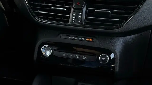 2025 Ford Escape Hybrid ST-Line